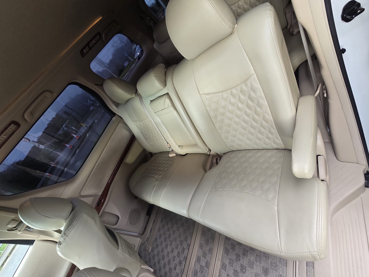 Used Toyota Vellfire 2011 for sale - 77476680: Photo 20