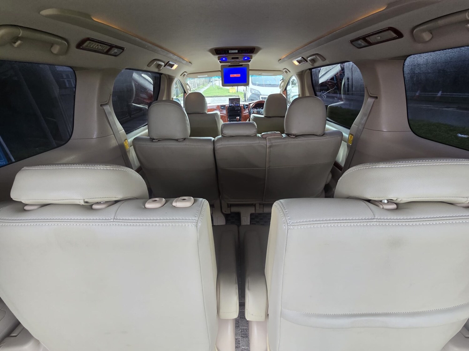 Used Toyota Vellfire 2011 for sale - 77476680: Photo 28