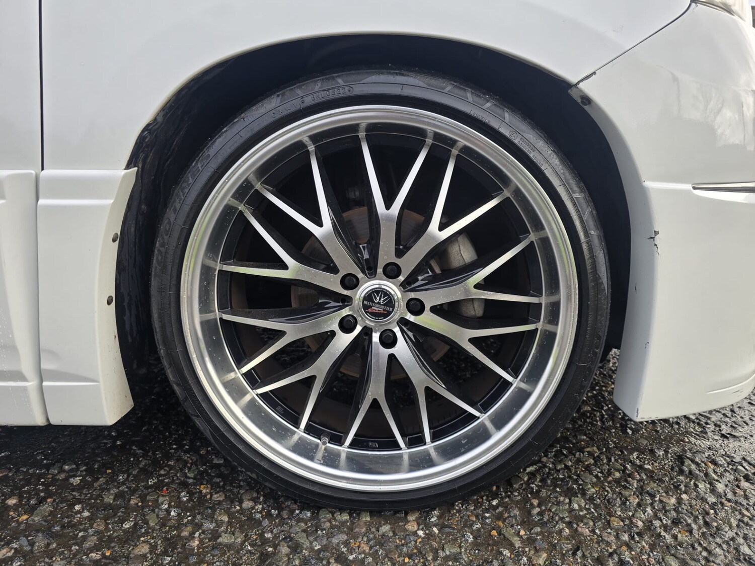 Used Toyota Vellfire 2011 for sale - 77476680: Photo 32