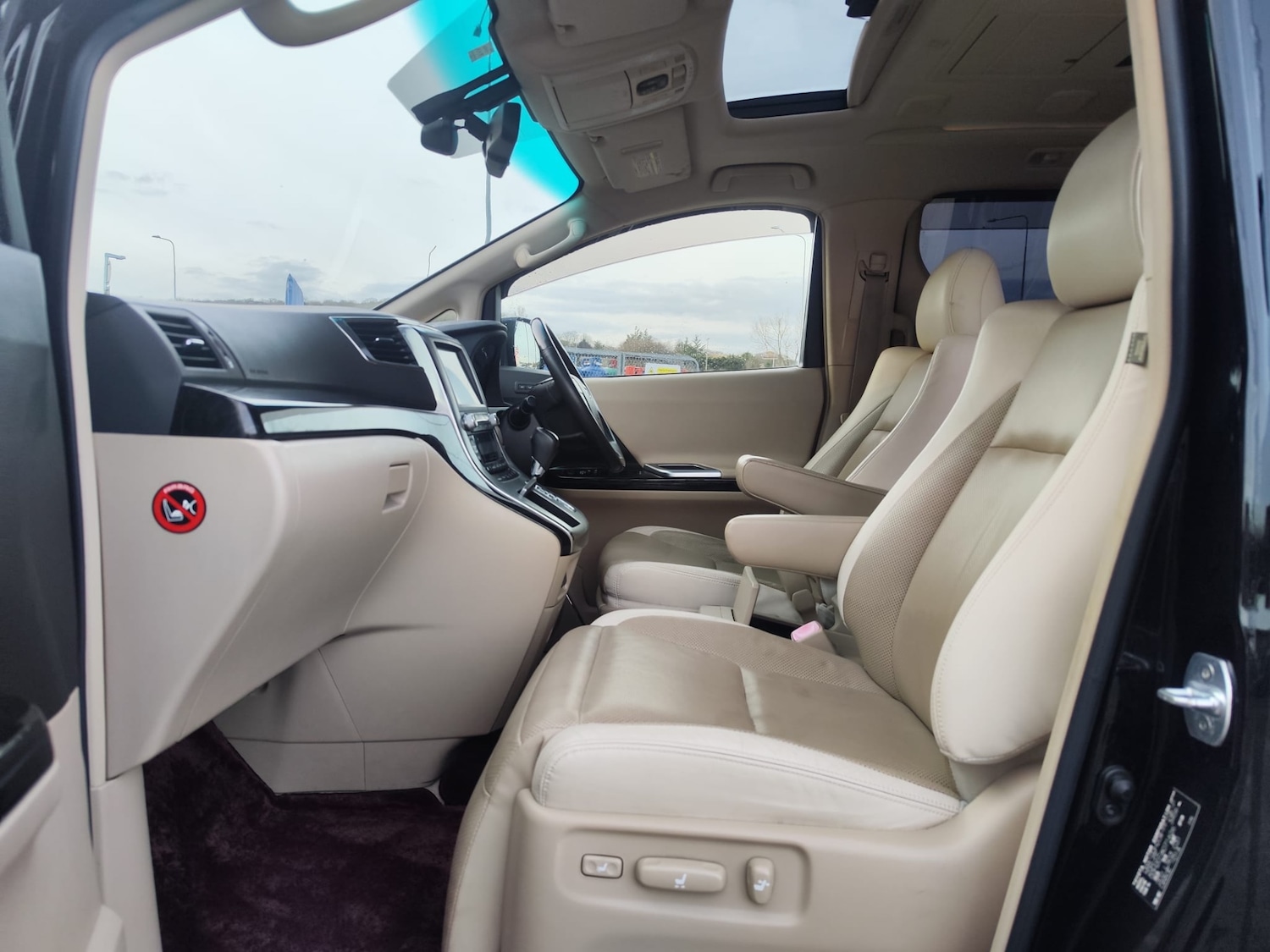 Used Toyota Alphard 2013 for sale - 77568438: Photo 10