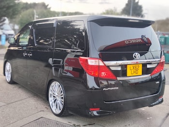 Used Toyota Alphard 2013 for sale - 77568438: Photo