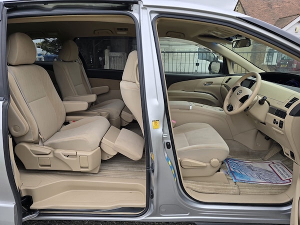 Used Toyota Estima 2024 for sale - 76243503: Photo 17