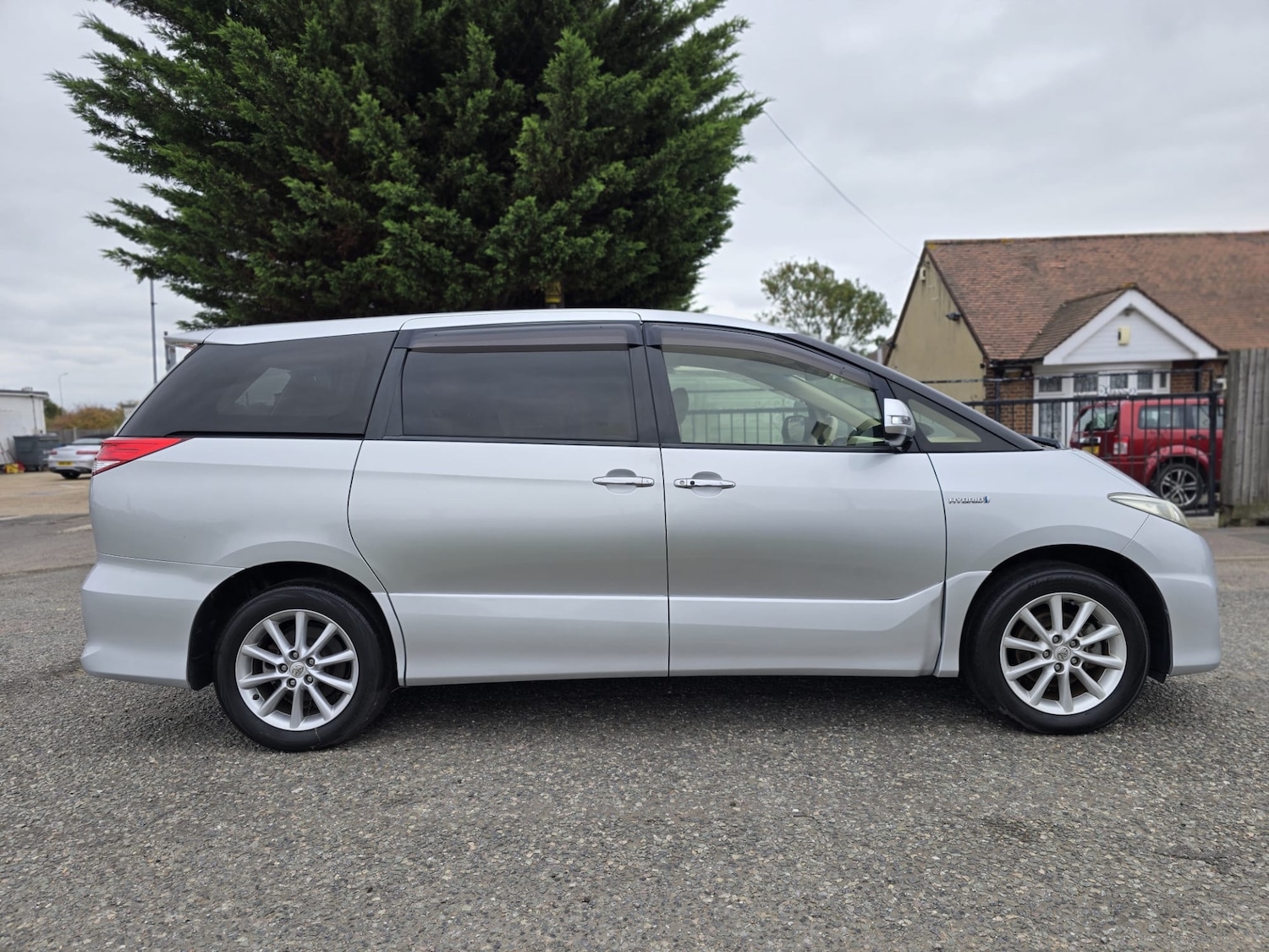 Used Toyota Estima 2024 for sale - 76243503: Photo 7