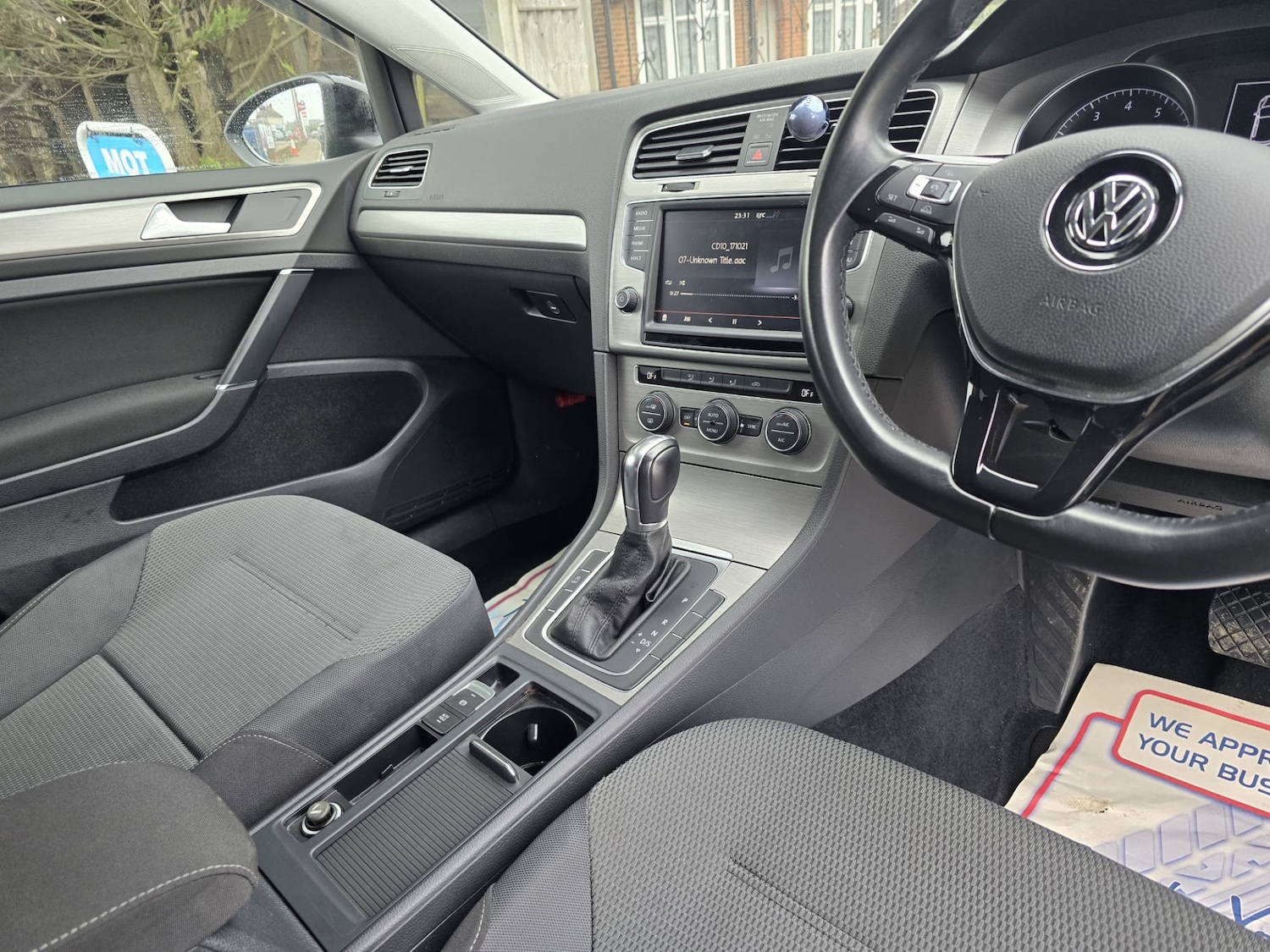 Used Volkswagen Golf 2016 for sale - 77801950: Photo 25