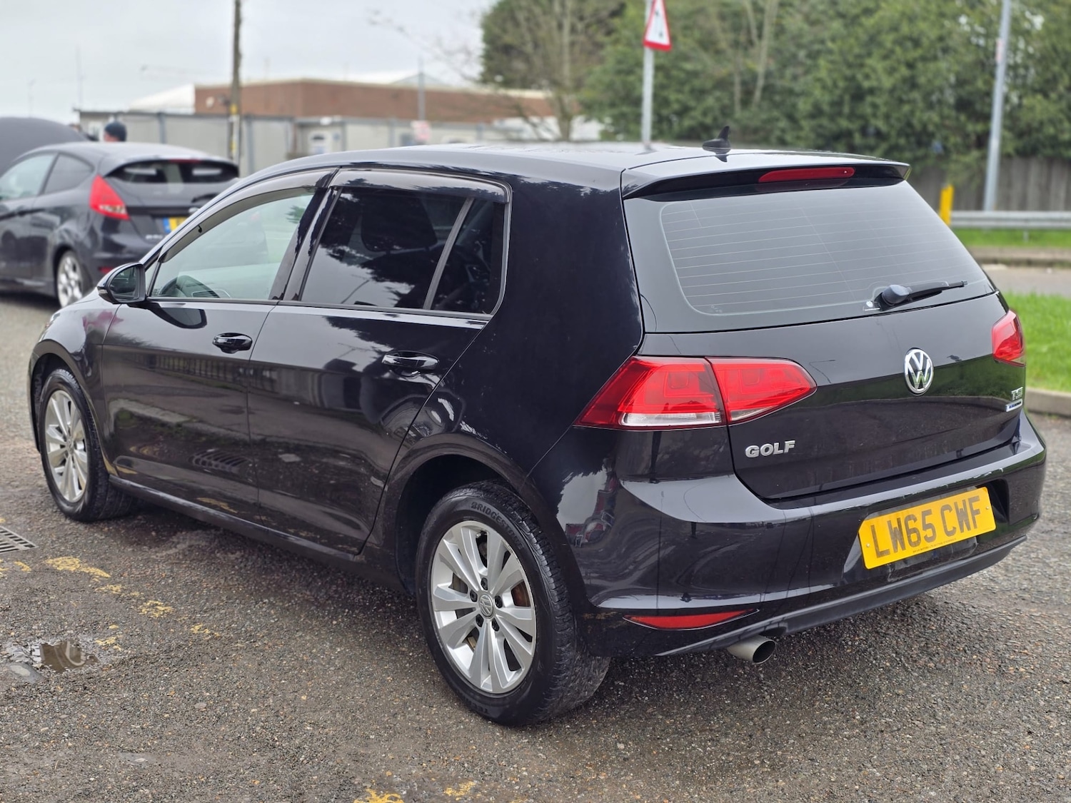Used Volkswagen Golf 2016 for sale - 77801950: Photo 4