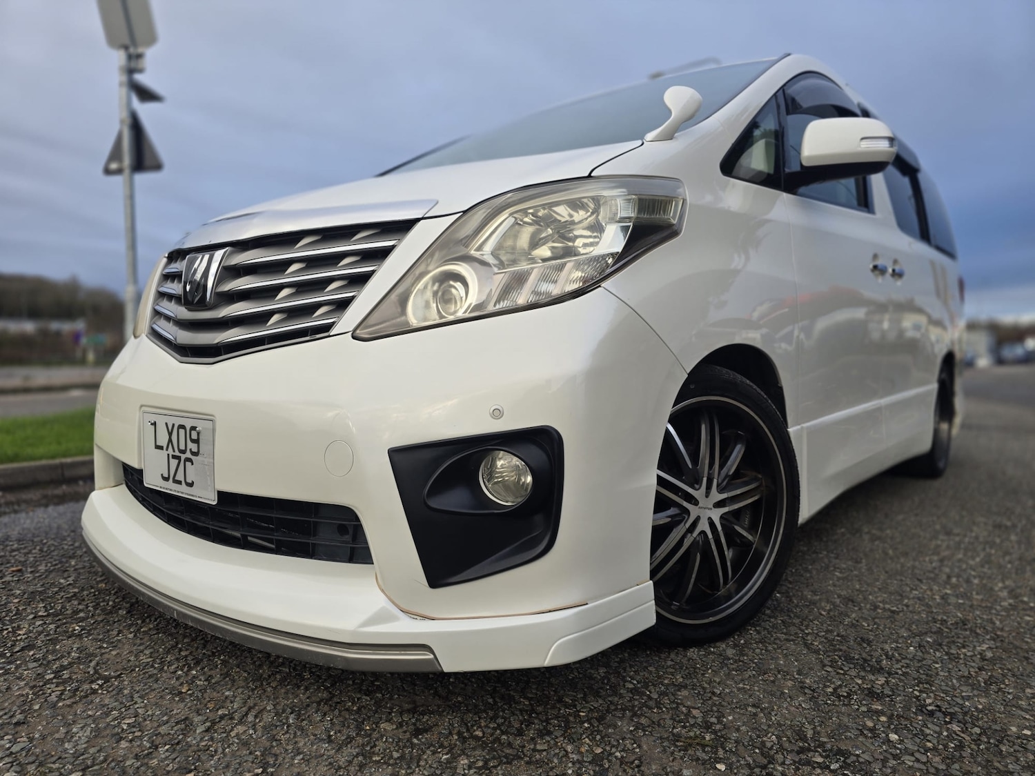 Used Toyota Alphard 2009 for sale - 76881642: Photo 10