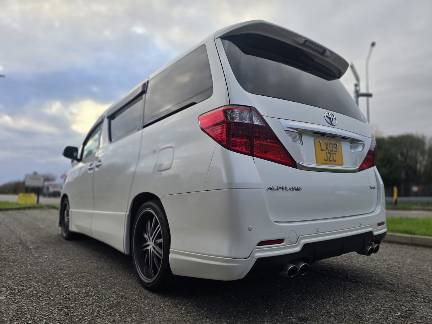 Used Toyota Alphard 2009 for sale - 76881642: Photo 12