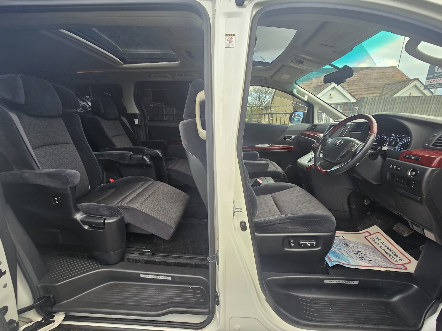 Used Toyota Alphard 2009 for sale - 76881642: Photo 17