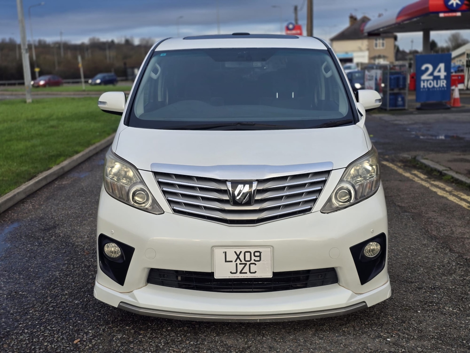 Used Toyota Alphard 2009 for sale - 76881642: Photo 5