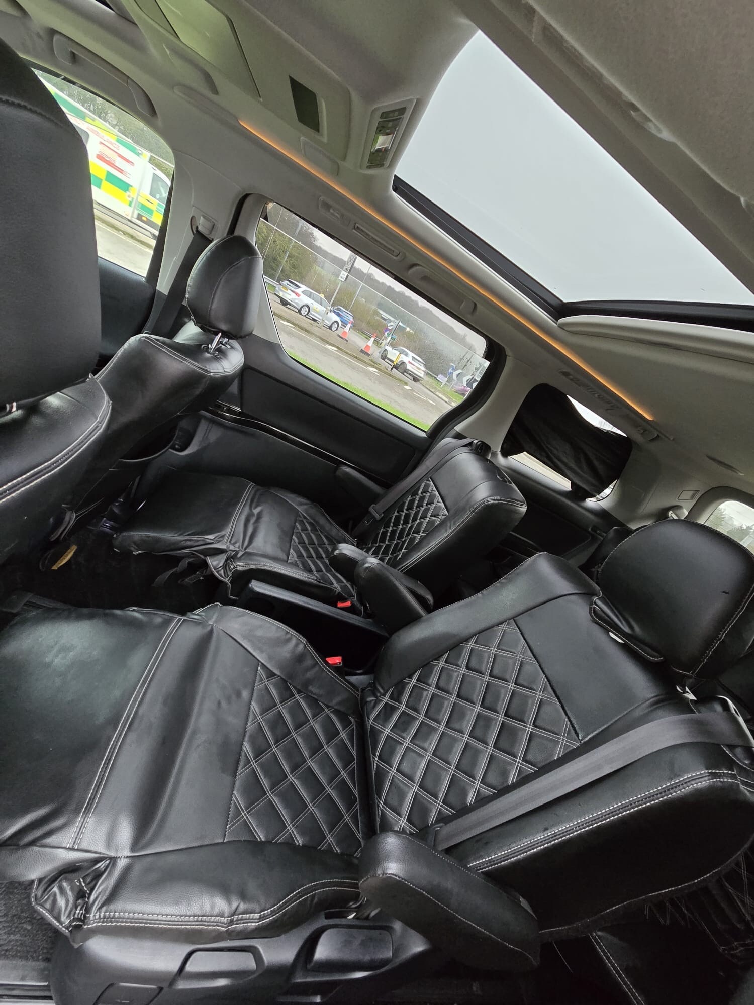 Used Toyota Alphard 2010 for sale - 77492920: Photo 20