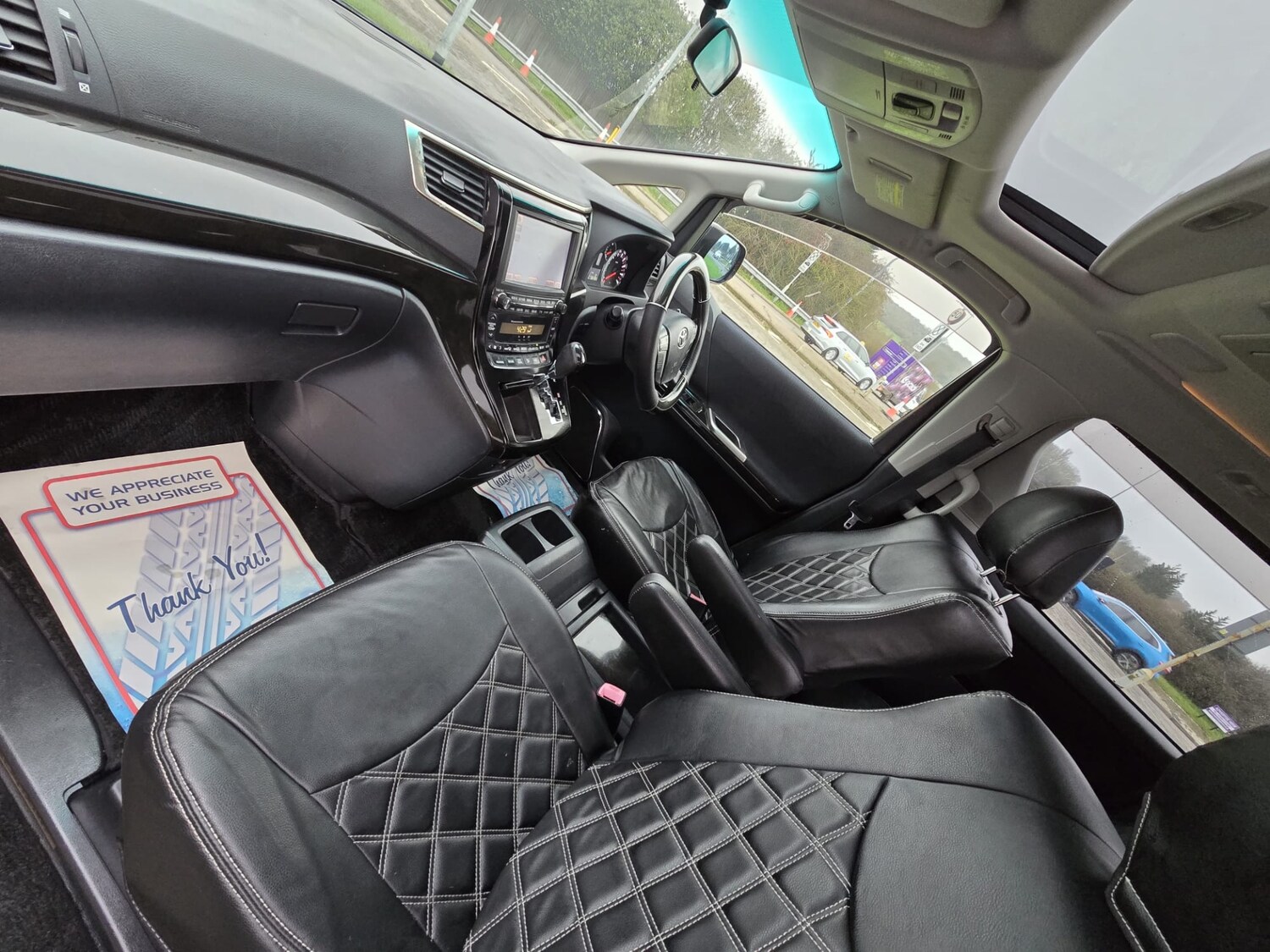 Used Toyota Alphard 2010 for sale - 77492920: Photo 29