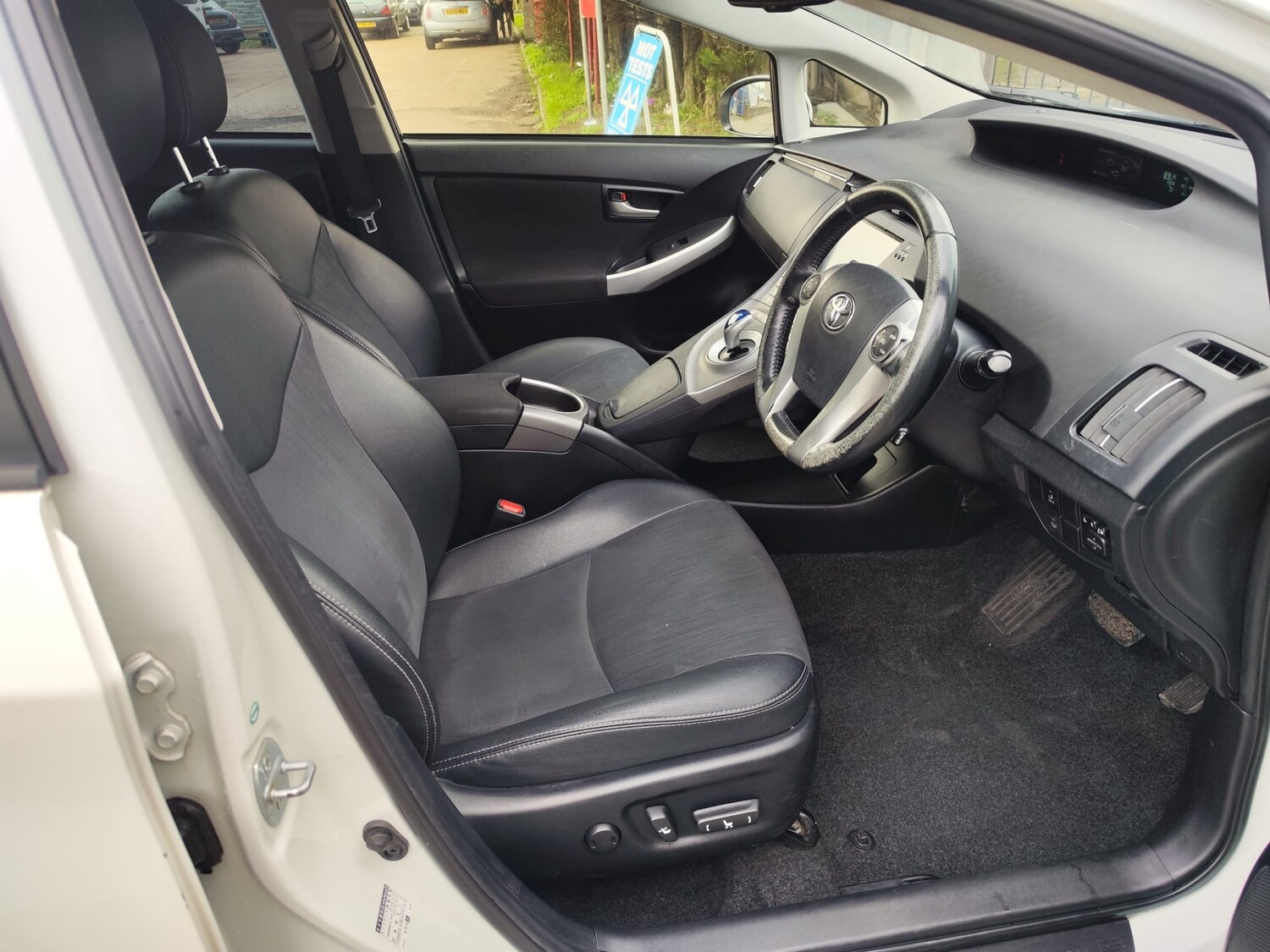 Used Toyota Prius 2015 for sale - 77677265: Photo 8