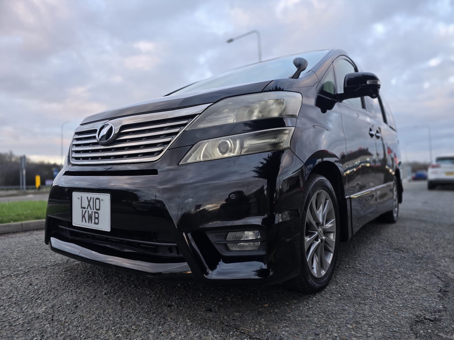 Used Toyota Vellfire 2010 for sale - 77446005: Photo 10
