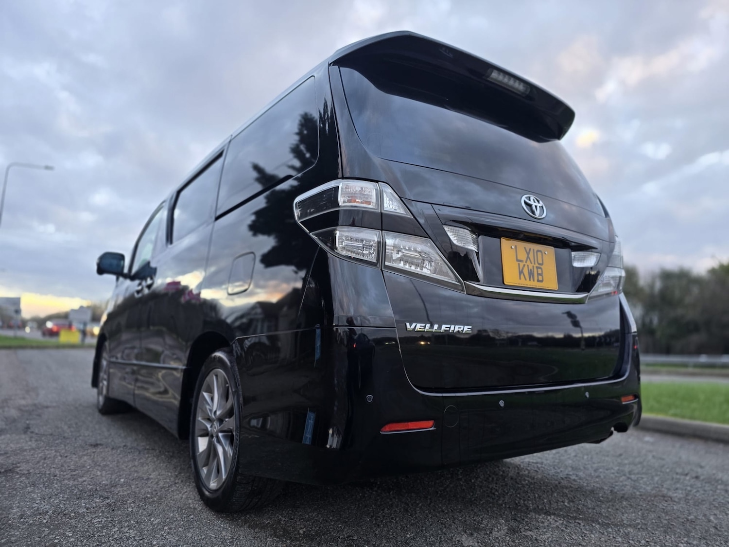 Used Toyota Vellfire 2010 for sale - 77446005: Photo 12