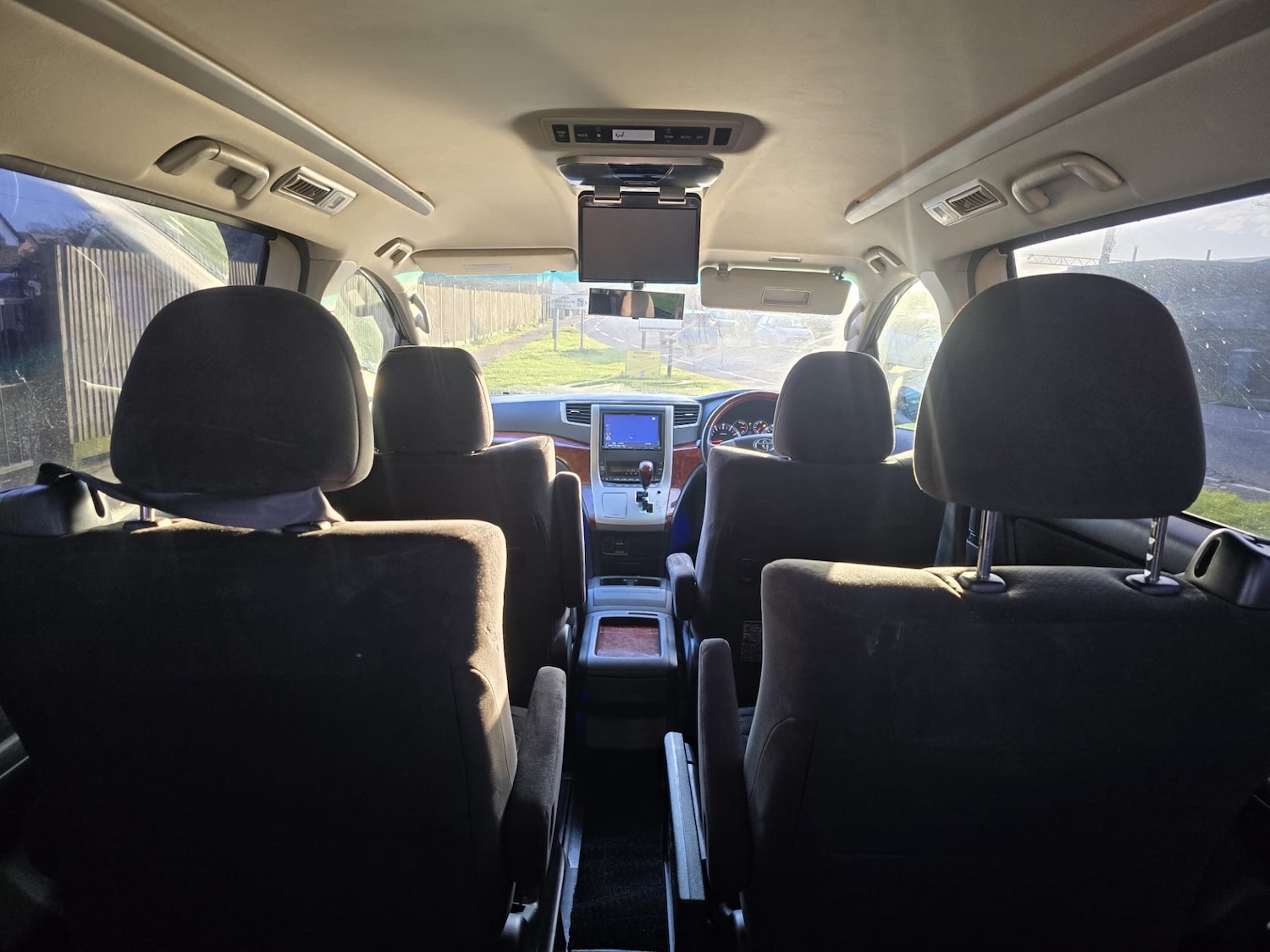 Used Toyota Vellfire 2010 for sale - 77446005: Photo 24