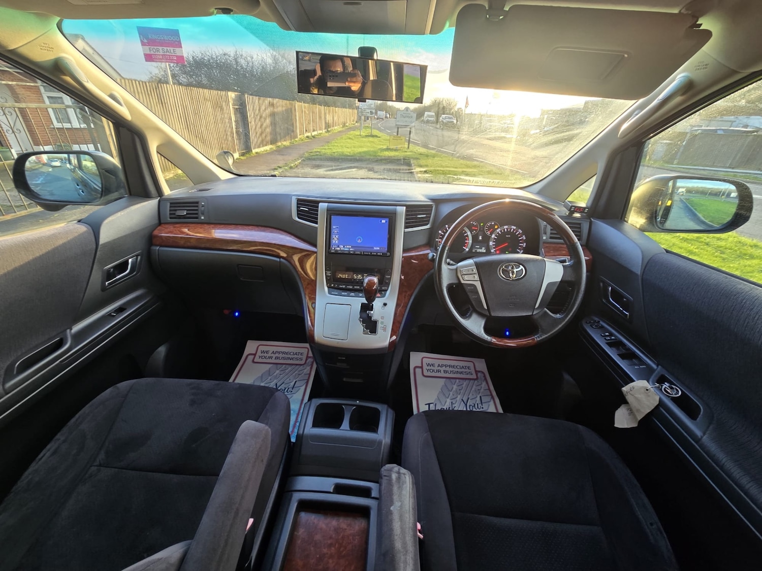 Used Toyota Vellfire 2010 for sale - 77446005: Photo 25