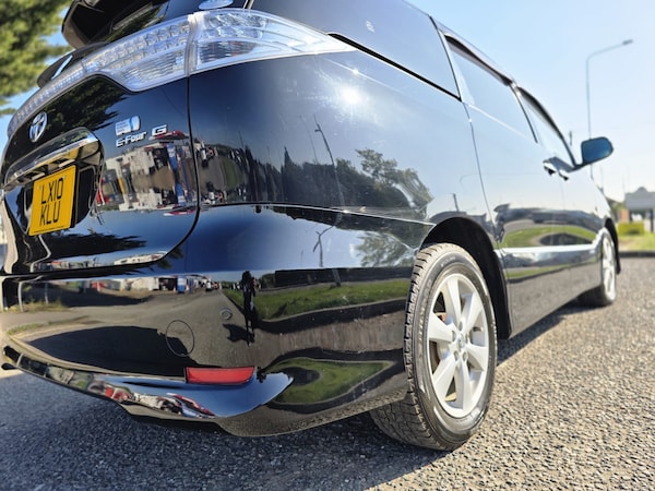 Used Toyota Estima 2010 for sale - 74524402: Photo 12