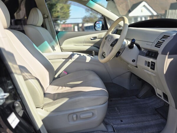 Used Toyota Estima 2010 for sale - 74524402: Photo 13