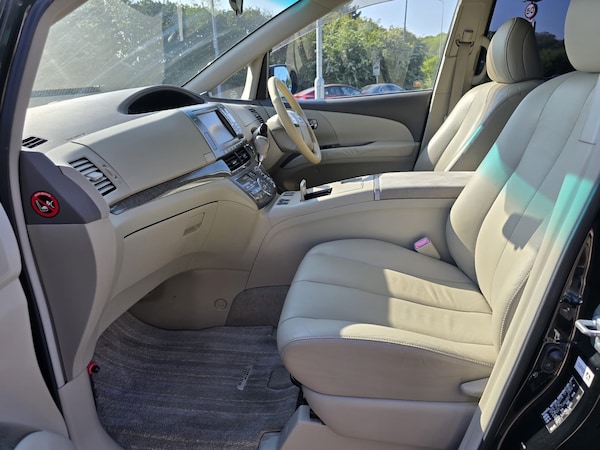Used Toyota Estima 2010 for sale - 74524402: Photo 14
