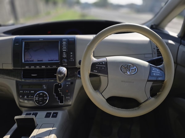 Used Toyota Estima 2010 for sale - 74524402: Photo 26