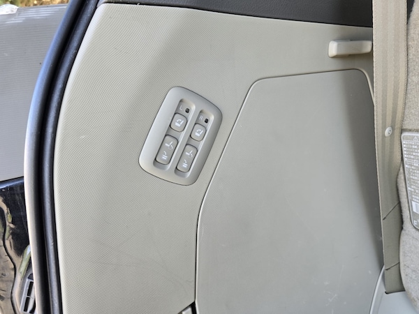 Used Toyota Estima 2010 for sale - 74524402: Photo 29