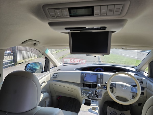 Used Toyota Estima 2010 for sale - 74524402: Photo 31