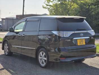 Used Toyota Estima  for sale - 74524402: Photo