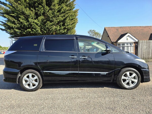 Used Toyota Estima 2010 for sale - 74524402: Photo 5