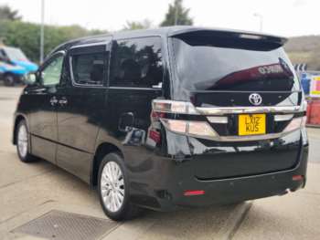 Used Toyota Vellfire  for sale - 69934342: Photo