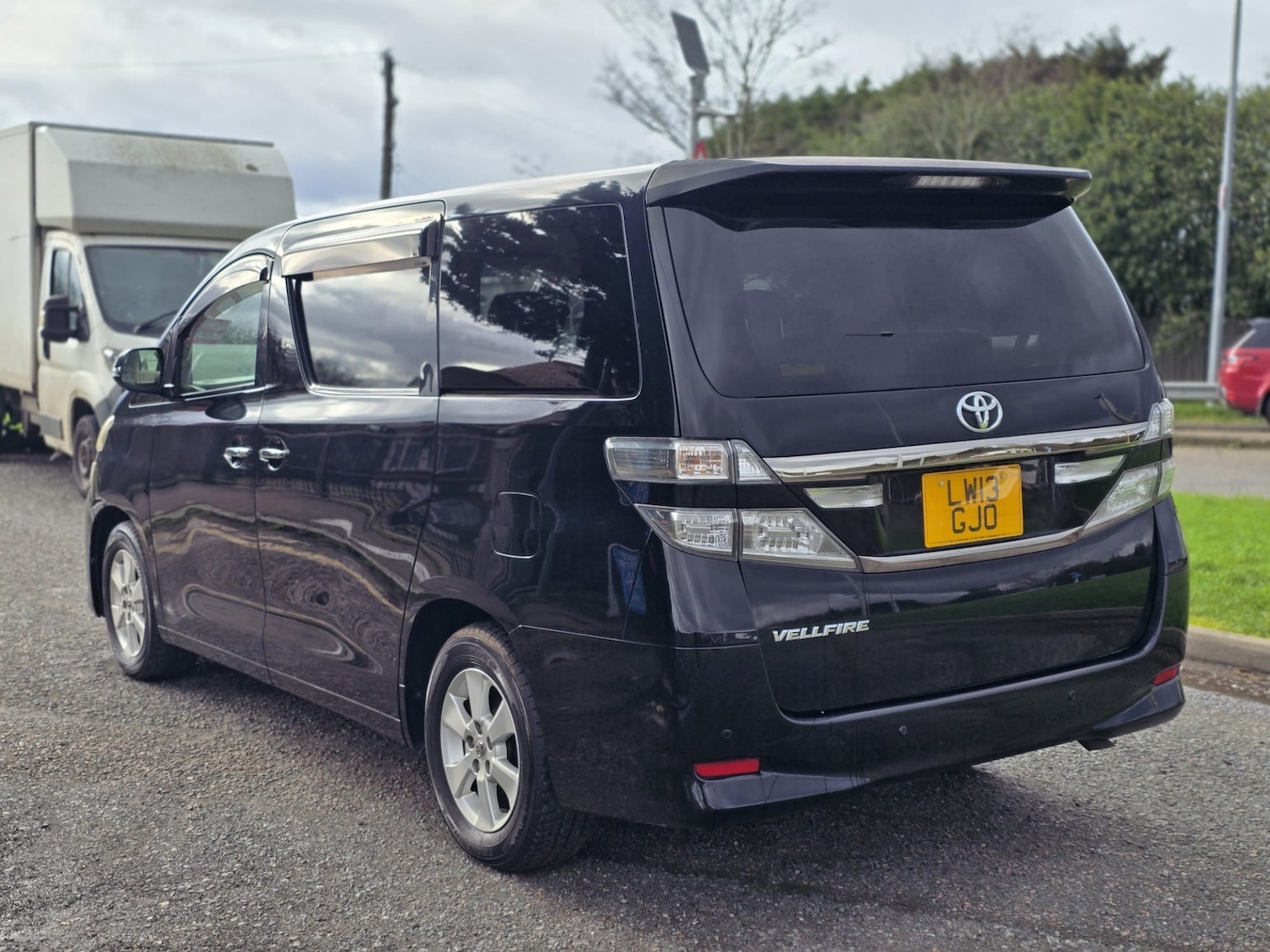 Used Toyota Vellfire 2013 for sale - 77530655: Photo 4