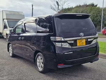 Used Toyota Vellfire 2013 for sale - 77530655: Photo