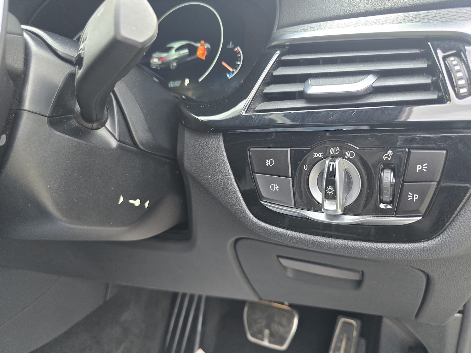 Used BMW 5 Series 2018 for sale - 76145678: Photo 24