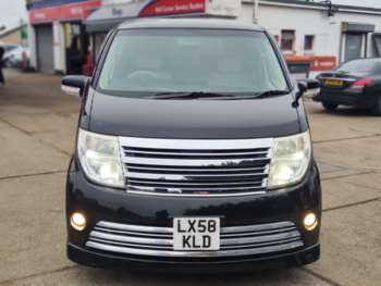 Used Nissan Elgrand  for sale - 69693455: Photo