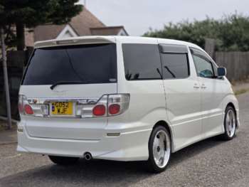 Used Toyota Alphard  for sale - 75017619: Photo