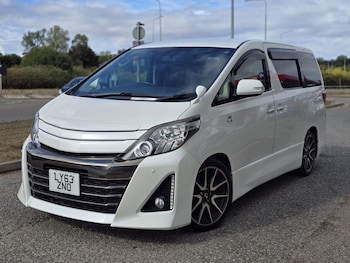 Used Toyota Alphard  for sale - 75726192: Photo