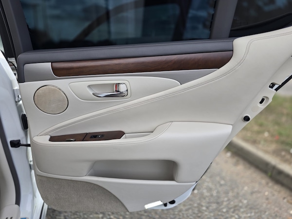 Used Lexus LS 2013 for sale - 75664712: Photo 38