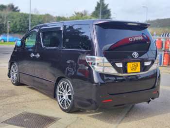 Used Toyota Vellfire  for sale - 70395583: Photo