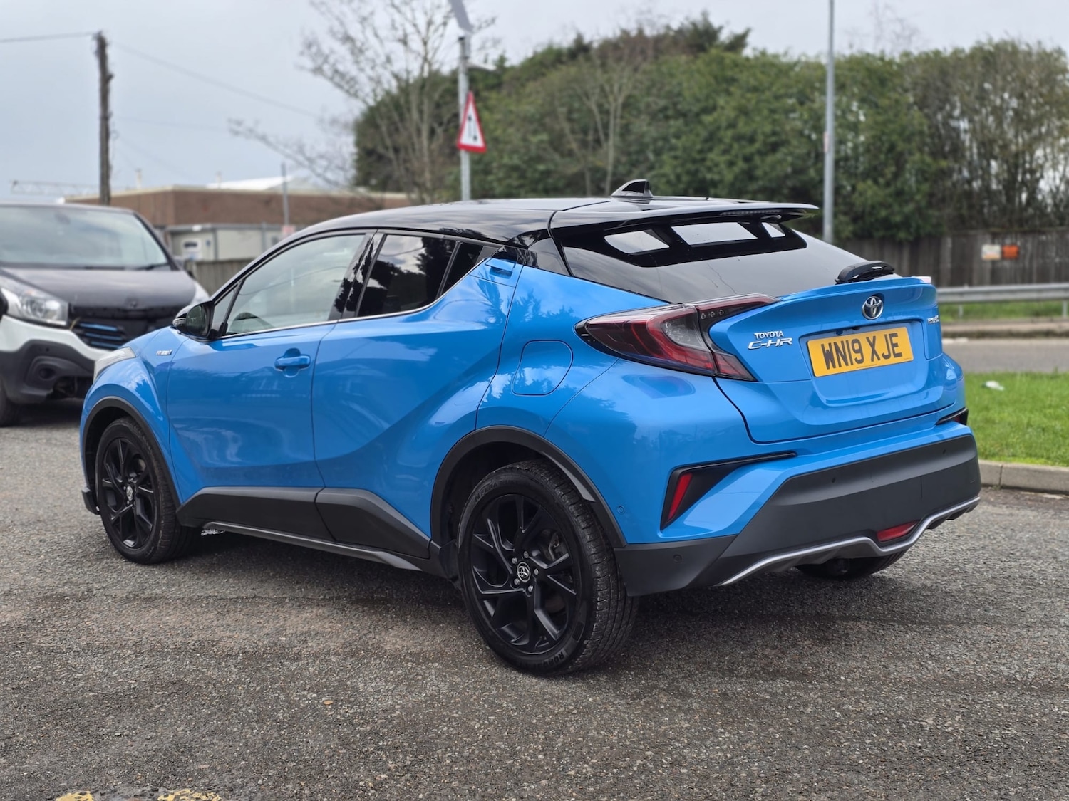 Used Toyota C-HR 2019 for sale - 77247606: Photo 4