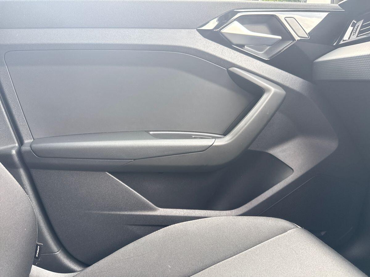 Used Audi A1 for sale - 77456547: Photo 41