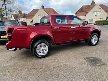 Used Isuzu D-Max 2023 for sale - 77456075: Photo