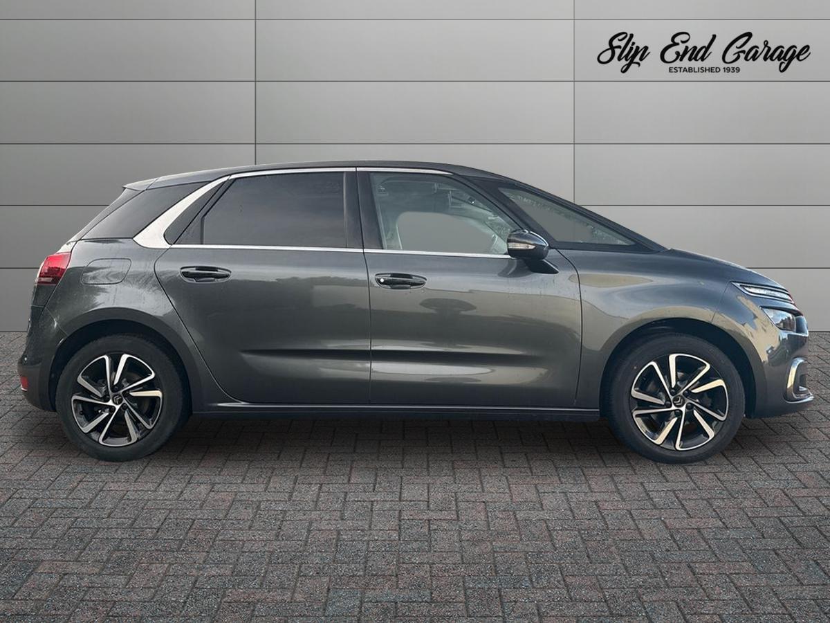 Used Citroen C4 Picasso 2017 for sale - 77455107: Photo 2