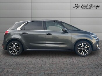 Used Citroen C4 Picasso 2017 for sale - 77455107: Photo