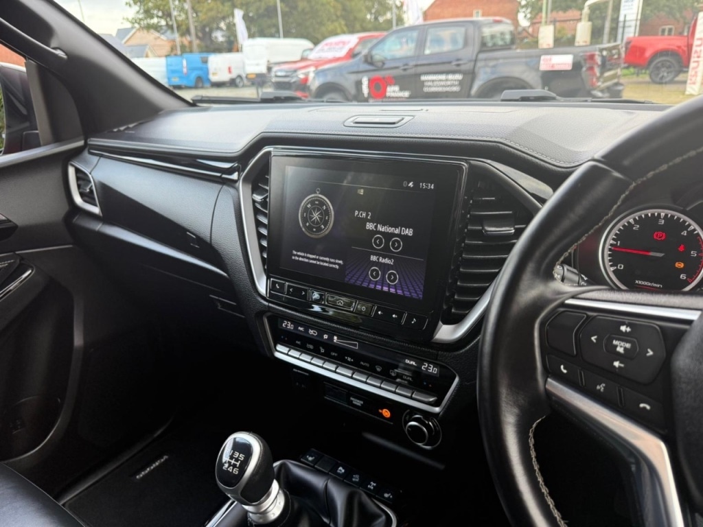 Used Isuzu D-Max 2023 for sale - 76147239: Photo 15