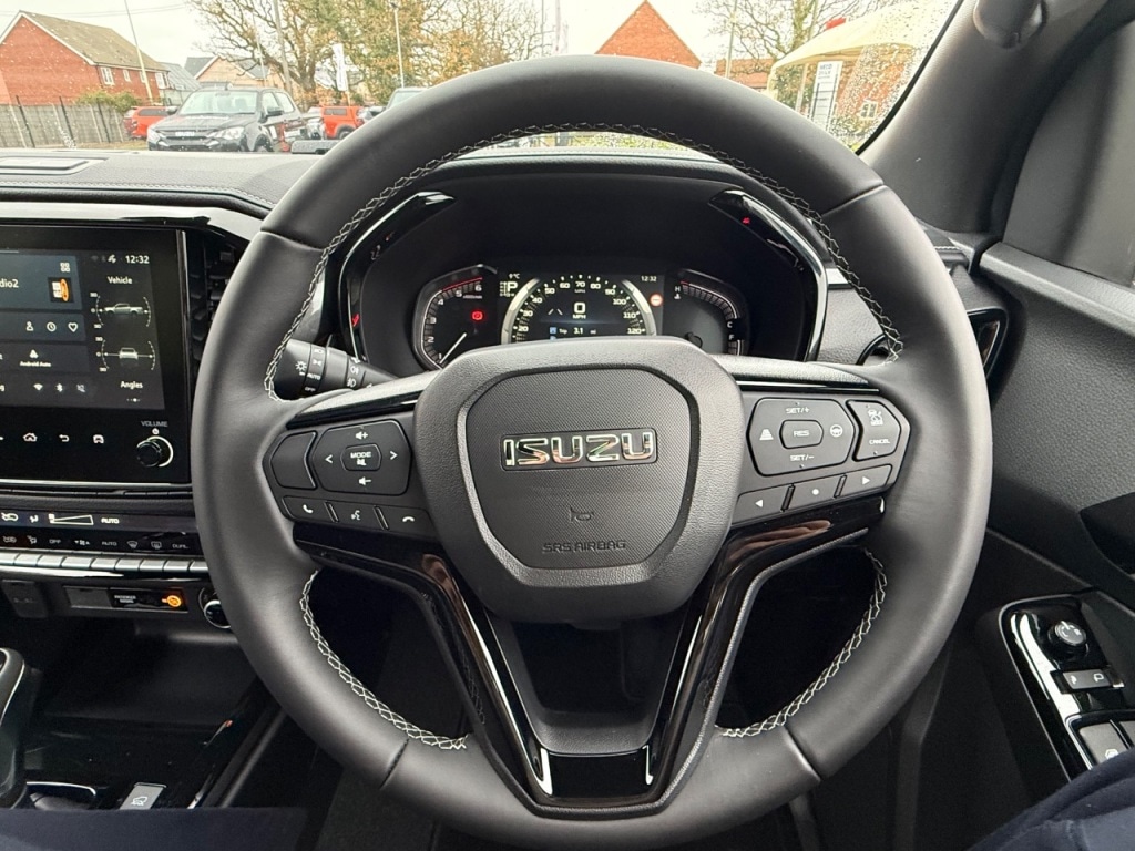 Used Isuzu D-Max 2025 for sale - 76819849: Photo 8