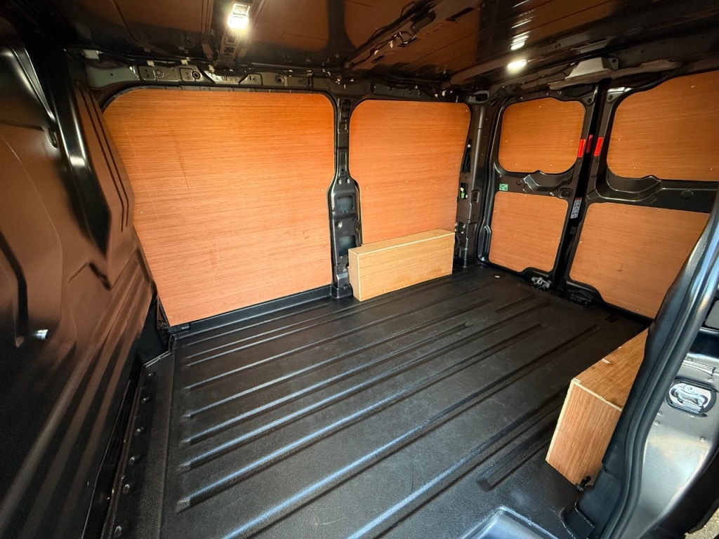 Used Ford Transit Custom 2024 for sale - 76649990: Photo 9