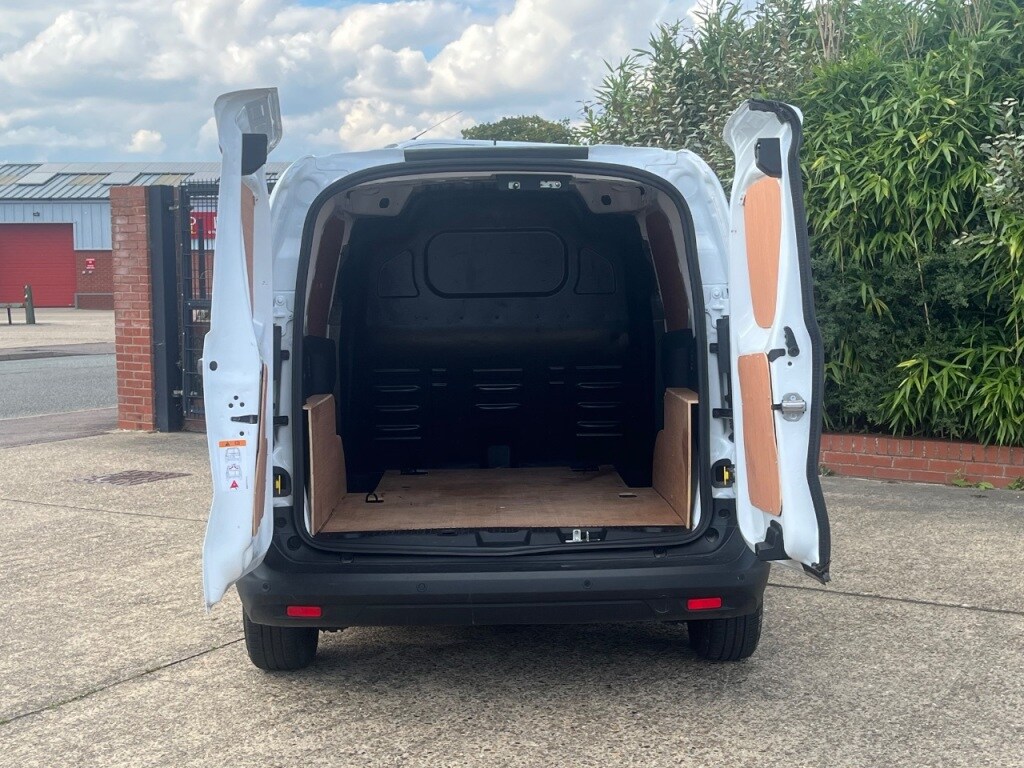 Used Ford Transit Courier 2024 for sale - 76092358: Photo 5