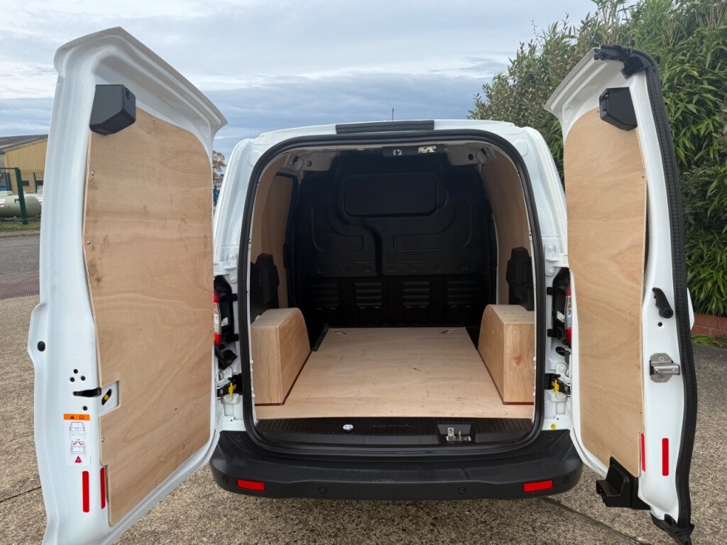 Used Ford Transit Courier 2020 for sale - 76385583: Photo 5