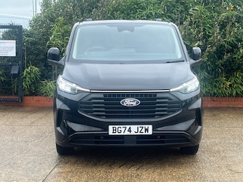 Used Ford Transit Custom 2024 for sale - 76649988: Photo