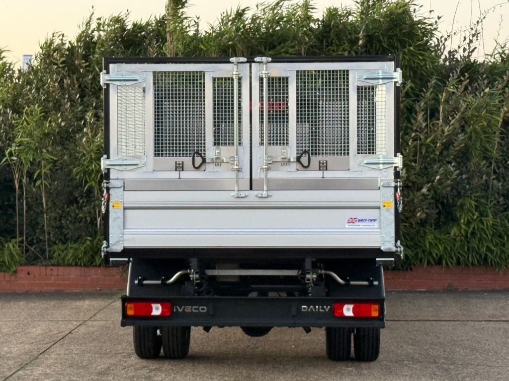 Used Iveco Daily for sale - 76904815: Photo 4