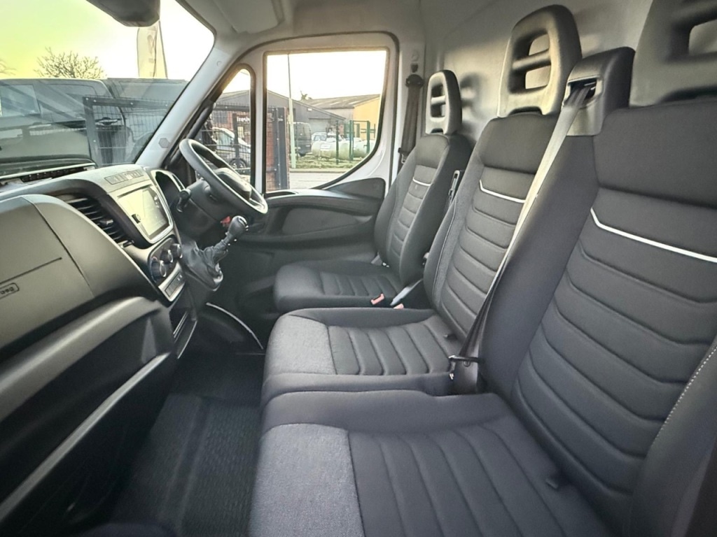 Used Iveco Daily for sale - 76904815: Photo 8